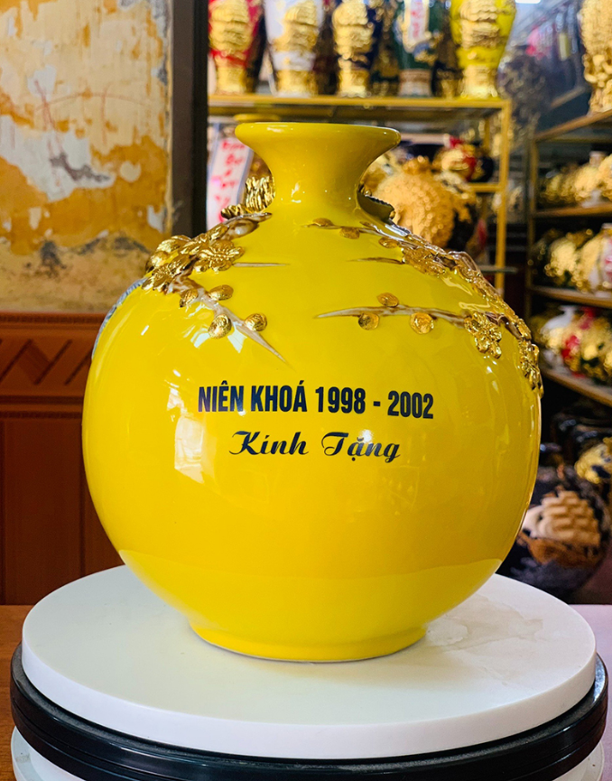 Bình Hút Tài Lộc Có Kích Thước Đa Dạng